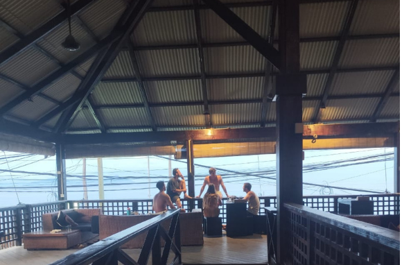 Open-air upper level dining area at Sea Breeze Restaurant